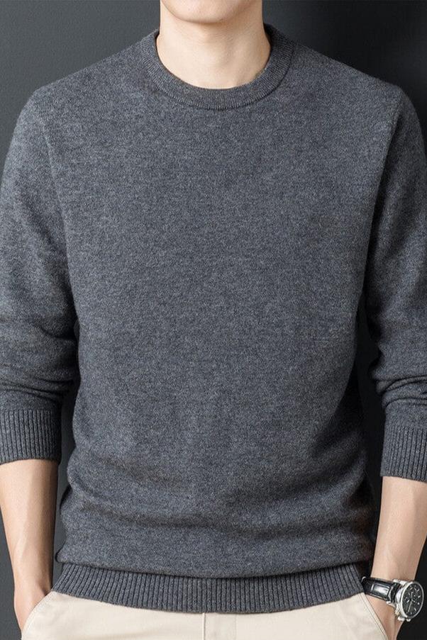 men's-grey-cashmere-sweater-with-round-neck-model-exudes-timeless-elegance