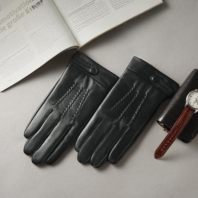 men's-leather-gloves-with-adjustable-strap-elegant-finishing