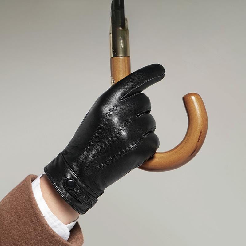 men's-leather-gloves-with-adjustable-strap-elegant-finishing