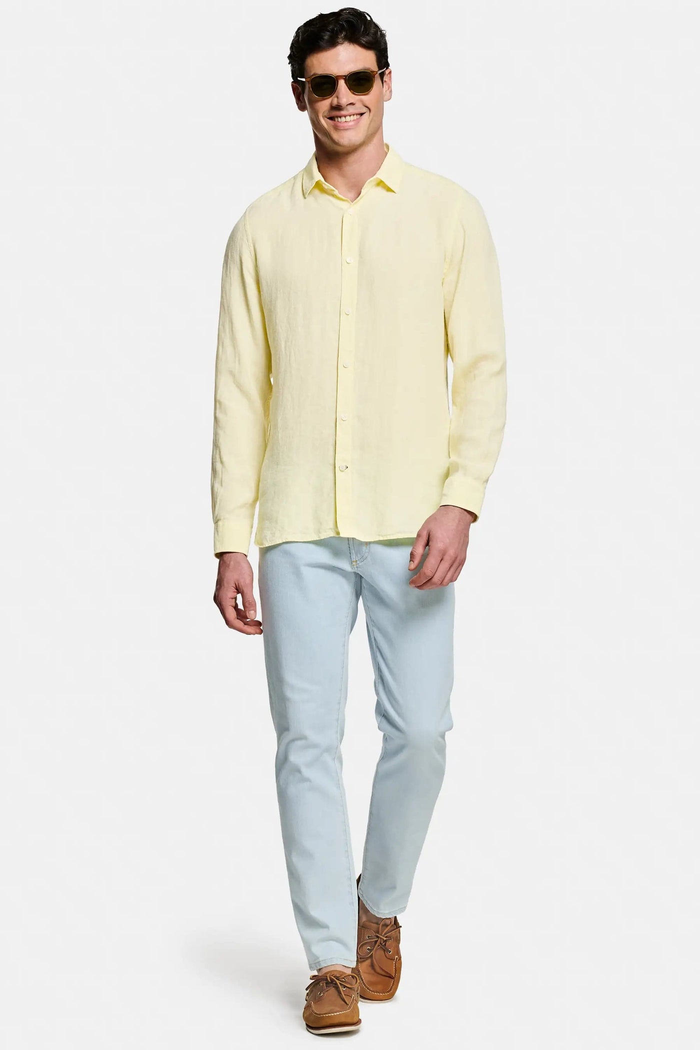 men's-linen-shirt-with-long-sleeves-and-button-front-classic-and-elegant-design