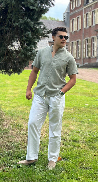 men's-linen-set-relaxed-classic-look-model-exudes-timeless-elegance