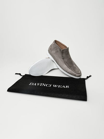 men's-grey-moccasins-in-noble-suede-with-a-simple-and-timeless-design