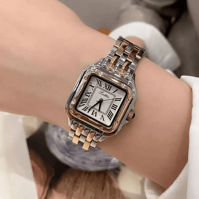 montre-bracelet-avec-chiffres-romains-et-cadran-quadratique-élégant-artisanat-au-charme-classique