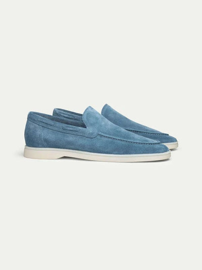 homme-loafer-modèle-bleu-en-suède-avec-semelle-souple-élégance-indémodable